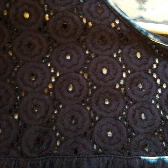 Jones woman's soft knit top. Size LP - Picture 4 of 5